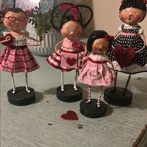 Stylish Pink and Red Decorative Figurines for Home Decor